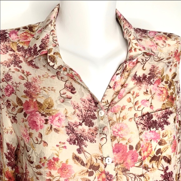 Zara Tops - 🌟2/20$🌟ECU Zara sheer Blouse